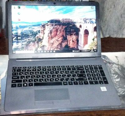 Продается ноутбук HP 250 g7