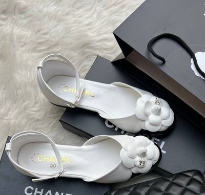 CHANEL LUX trend model paftor keldi