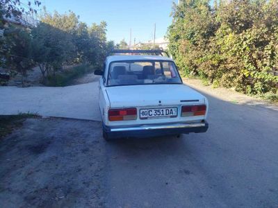 Lada vaz 2107 yili 2000