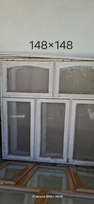 Yogʻoch deraza rom