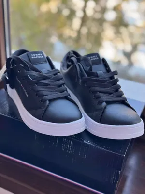 Продажа мужской обуви Tommy Hilfiger