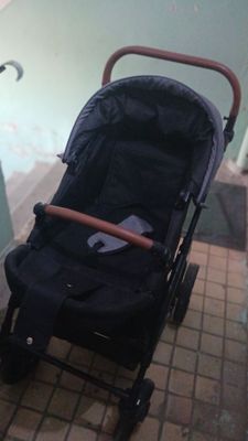 Продаю детскую коляску