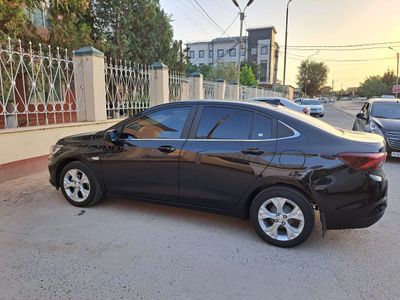 Chevrolet onix premier