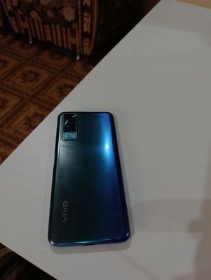 Vivo Y31  продается  в хорошем состояние