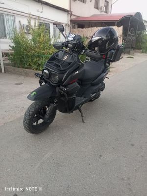 Скутер сатлады .