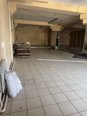Сдаётся в аренду помещение 210 кв.м. под склад, цех, магазин, офис.