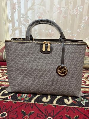 Michael kors sumka