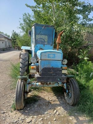 Трактор т 28 сотилади