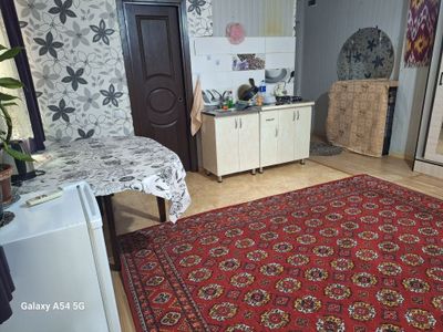 Uy arendaga yosh oila,oʻqishi aniq boʻlgan talaba qizlarga beriladi