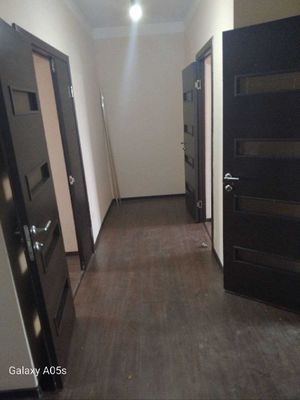 Nurafshon shahar, Shabnam ko'chasi 3 uy 20 xonadon ijaraga beriladi