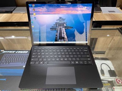 Microsotf Surface laptop 3 CORE i7-1065G7 ram 16 ssd 256