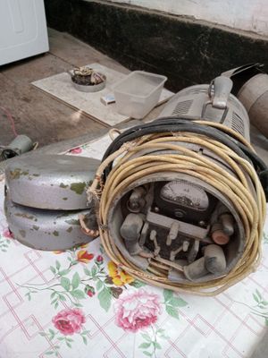 Зарядное устройство для аккумулятора автомобиля советского времени бу