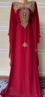 Dubaidan olib kelingan sifati zoʻr abaya