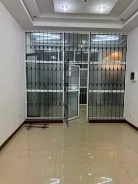 Метро Чиланзар 25м² 2этаж 1кабинет 1линия Юр адреса парковка