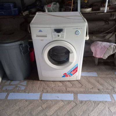 Продается стиральная машинка
