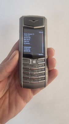 Vertu Ascent Ti 4 gb.