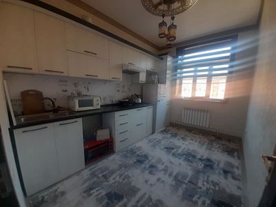 Ijaraga kvartira student qizlar uchun 4 qiz olinadi.