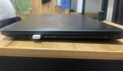 Ноутбук Acer E15 E5 575G 70ZY