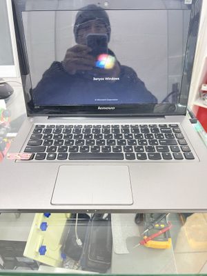 Lenovi ideapad i3