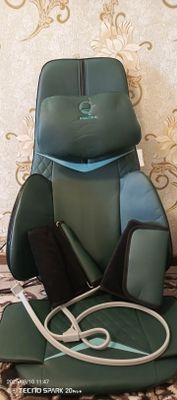 Massajni kreslo (массажёр)