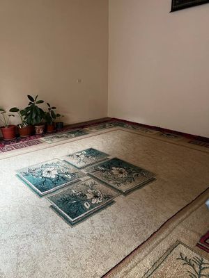 Кизлар учун 3 хона уй ижарага берилади