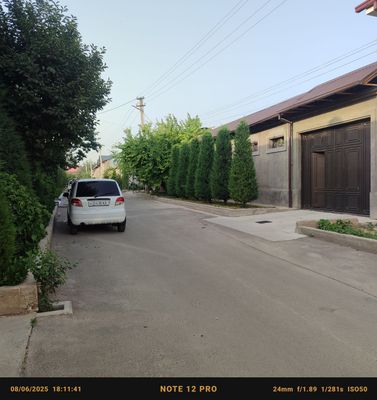 Nazarbek tarnovda Ucastka sotiladi
