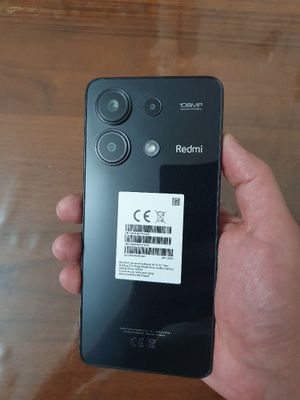 Srochna sotiladi Xiaomi Redmi Note 13 6+2/128Gb 4G 2024 yil telefoni