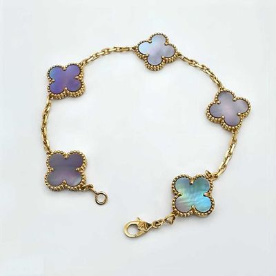 Золотой браслет в стиле Van Cleef & Arpels 750 пробы