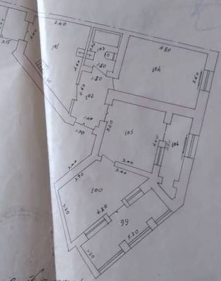 3/2/4 Высокопотолочка 100м² ул. Новои. Урда. Мустакиллик майдони