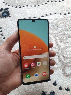 Samsung A32 Vetnam afitsalniy 4/64