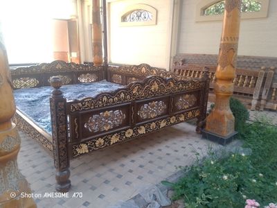Сури тапчан карават