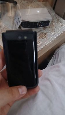Nokia telefoni sotiladi srochni