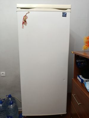 продается холодильник б/у в хорошем состоянии