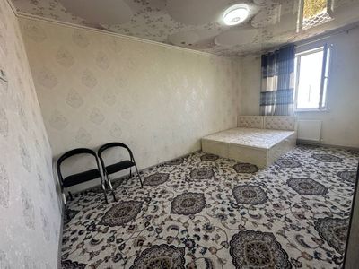 Хамкорбанк томонда жойлашган 2 хонали квартира ижарага берилади
