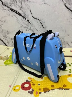 Чемодан детский продается