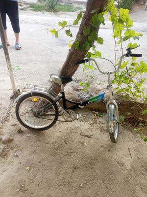 Velosepedlar sotiladi