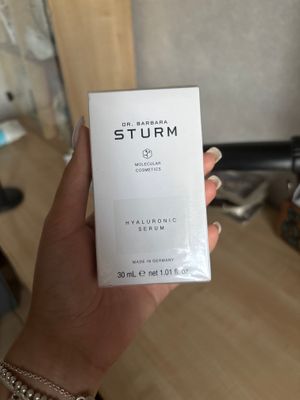 Dr. Barbara Sturm Hyaluronic Acid face serum