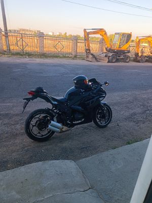 Kavasaki ninja 250ccBEZ DAKUMENT