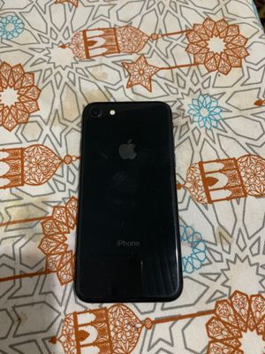 iPhone 8