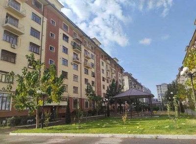 Срочно продается 3/5/7 квартира 128 м² коробка Ор-р:ЖК New Life (ХМЕ)