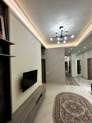 Сдается квартира в аренду. 144кв.