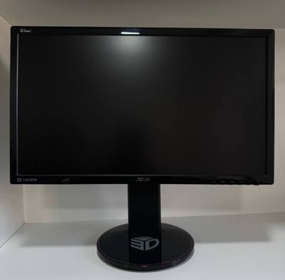 Asus 24’’ 144hz sastyanasi zo’r karopkalari bor