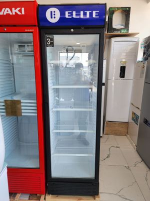 Elite VITRINA 390L