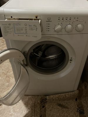 Стиральная машинка Indesit 6 кг