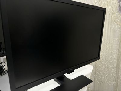 BenQ 24 монитор в отличном состоянии