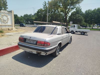 Волга сотилади срочно.
