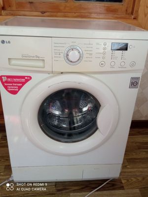 Продается стиральная машина LG 5kg инвертор рабочий в хорошем состояни