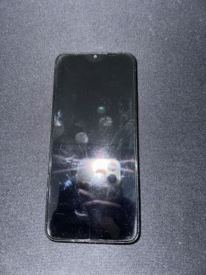 Oppo A18 черный.