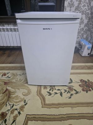 Продаётся холодильник shivaki Маленький
