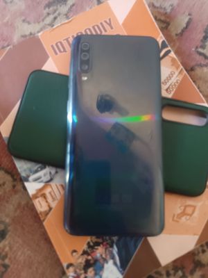 tilifon sotiladi A50